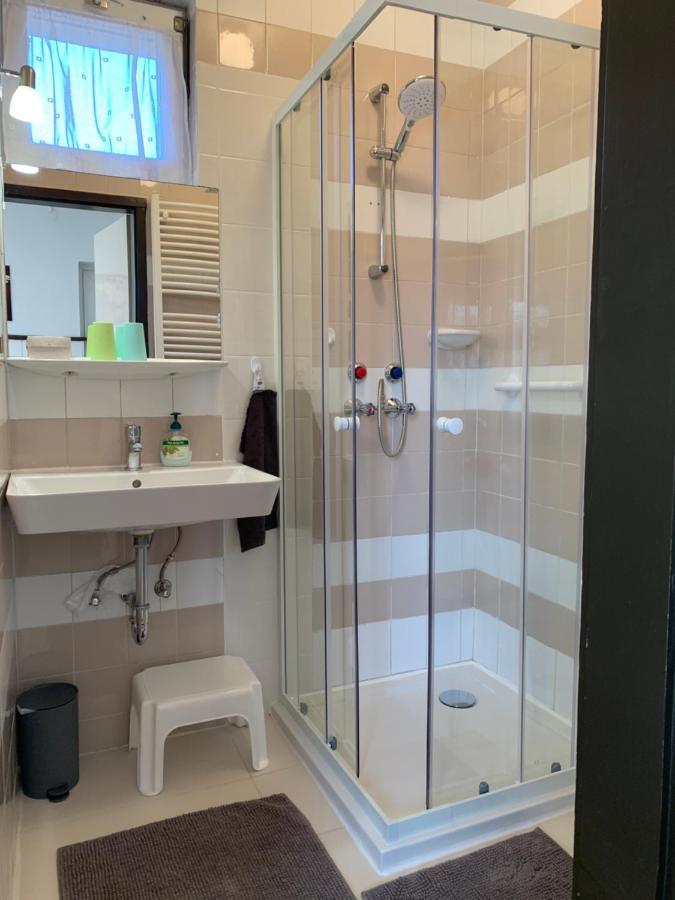 Apartman Tinasol Mosonmagyarovar Bagian luar foto