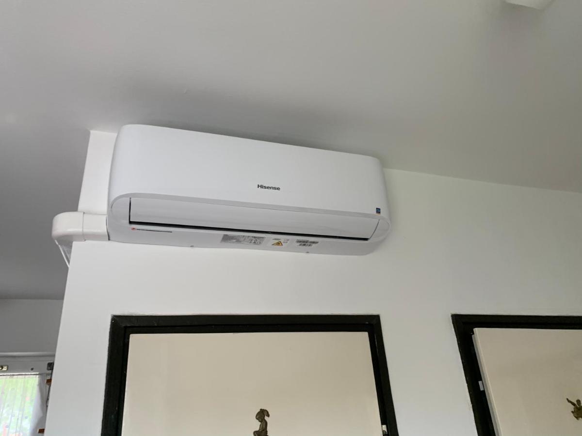 Apartman Tinasol Mosonmagyarovar Bagian luar foto